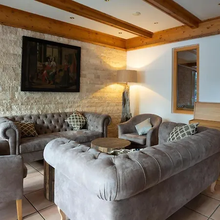 Ξενοδοχείο Hotel Central Ζέεφελντ