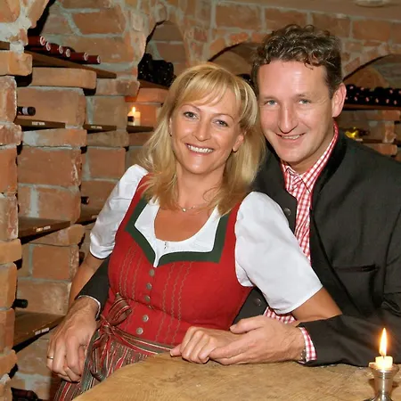 Hotel Central 4* Ζέεφελντ