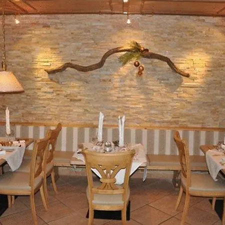 Hotel Central Hotell Seefeld in Tirol