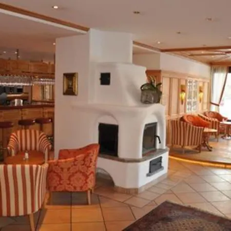 Hotel Central 4*