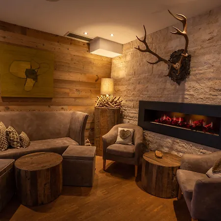 Hotel Central Hotel Seefeld in Tirol