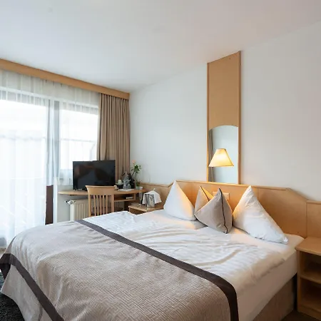 Hotel Central Seefeld in Tirol