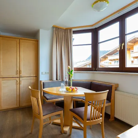 Hotel Central 4*