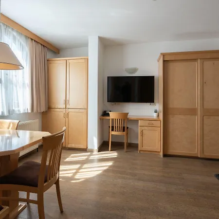 Hotell Hotel Central 4*