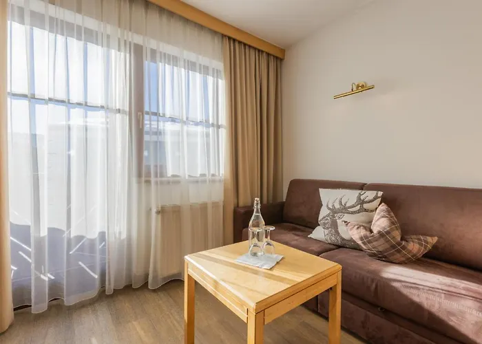 Hotell Hotel Central Seefeld in Tirol