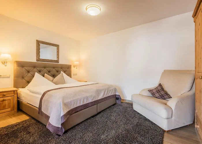 Hotel Central 4* Зеефельд в Тироле