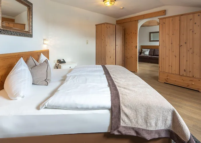 Hotel Central 4* Зеефельд в Тироле