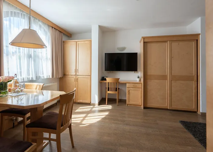 Hotell Hotel Central 4*