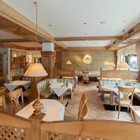 中央酒店 酒店