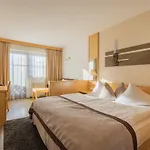Hotel Central Зефельд-ін-Тіроль