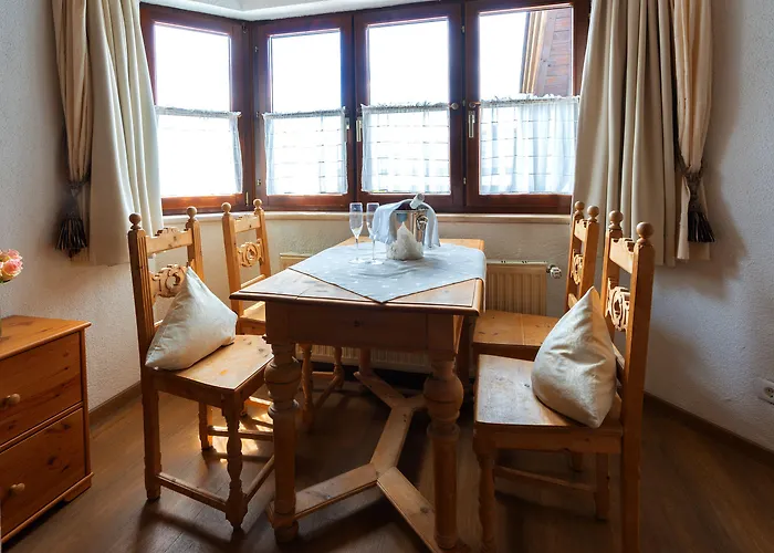 Hotel Central Hotel Seefeld in Tirol